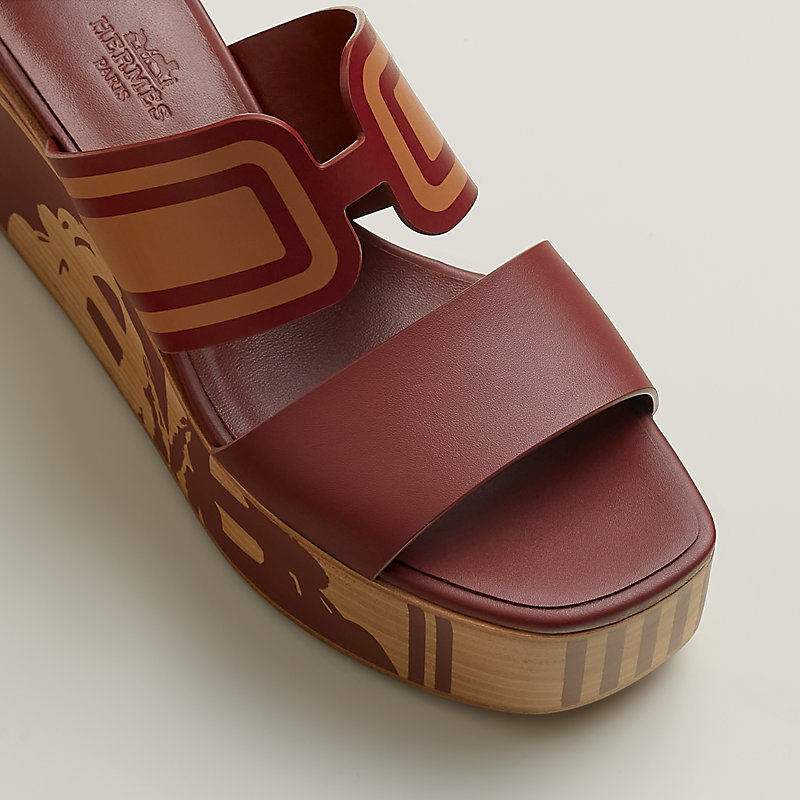 【お洒落なデザイン♪】HERMES サンダル Kalis 35 大人気 お洒落な模様が目を惹く HERMES Kalis 35 サンダル 2色